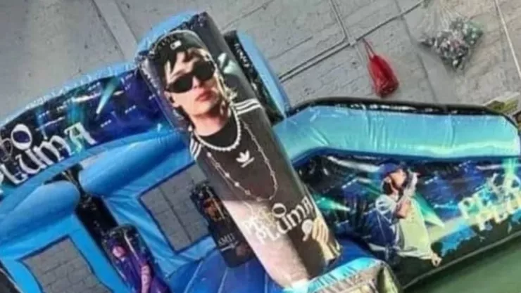 Peso Pluma brincolín