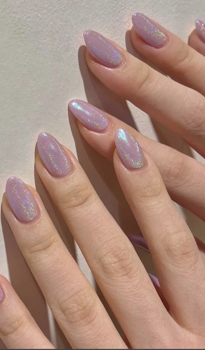 39 diseños de uñas que puedes usar en rubber y se verán elegantes: en cuadradas o almendradas
