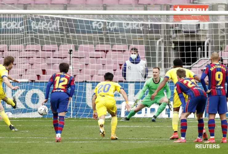 Penal de Cádiz ante Barcelona