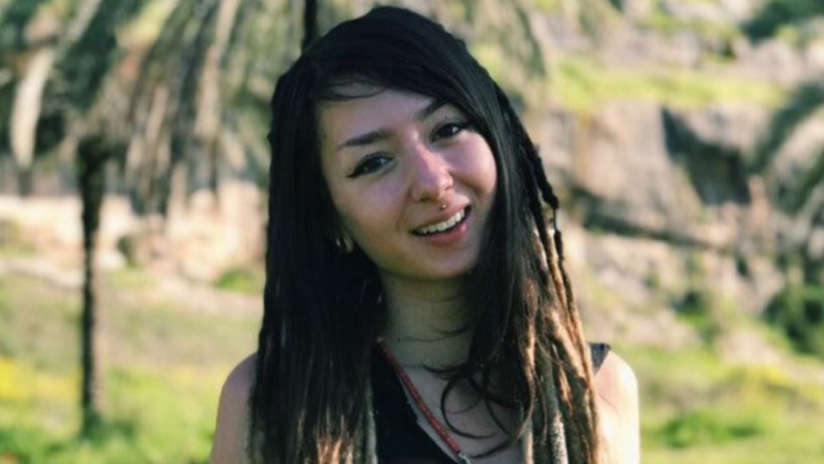 Reportan hallazgo del cadáver de Shani Louk, novia de mexicano secuestrado en Gaza