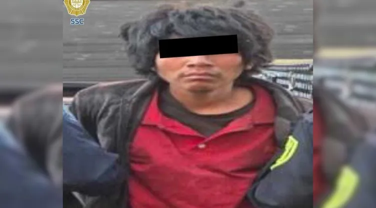 Indigente ataca a policía de tránsito en Iztacalco