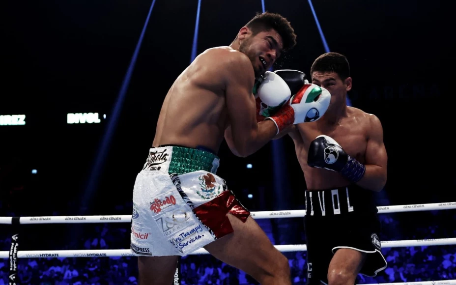 dmitry bivol le gana al zurdo ramirez pelea