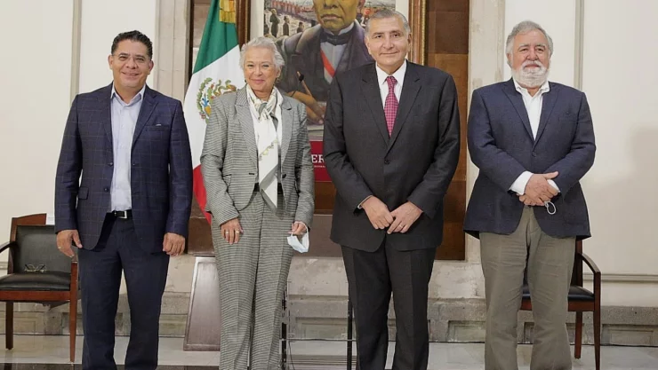 Olga Sánchez Cordero le da la bienvenida a Adán Augusto López a la Segob