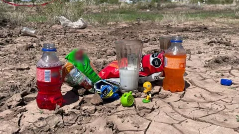 Comunidad de Jardines de San Agustín recuerda a Jasiel Giovanny con velas y juguetes