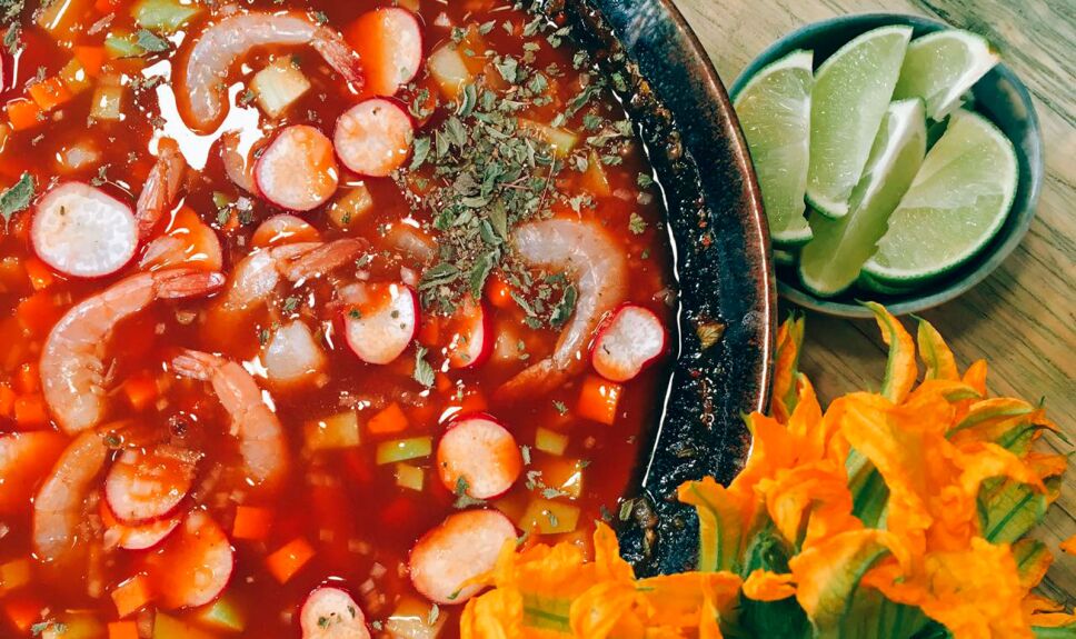 Receta Caldo tlalpeño con camarones