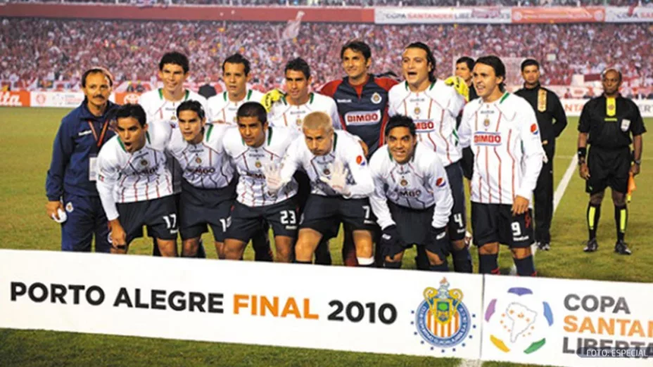 Chivas en Porto Alegra