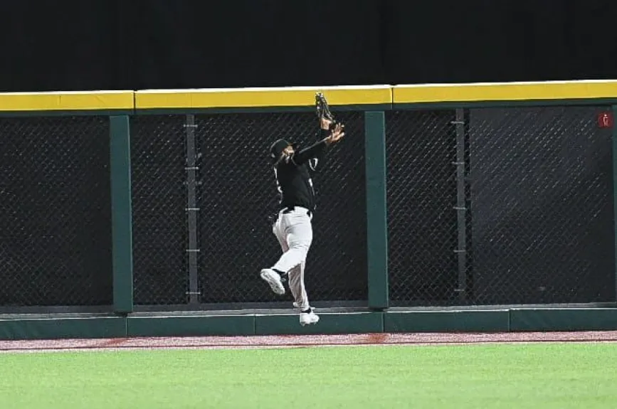 Galería: Toros vence 1-0 a los Diablos Rojos para llevarse la serie