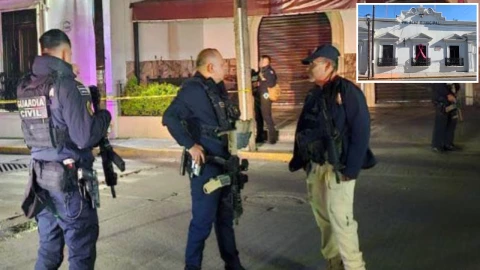 Ataque presidencia municipal explosivos drones tiroteo Zinapécuaro Michoacán