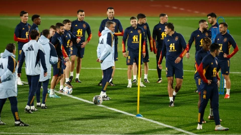 Jugadores de la Selecci&oacute;n de Espa&ntilde;a en un entrenamiento