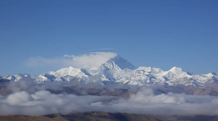 Monte Everest, la montaña más alta del mundo... y la más cochina; está llena de basura.
