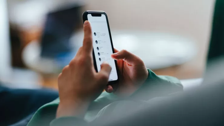 Te decimos cómo ver los estados de WhatsApp de tus contactos en incógnito