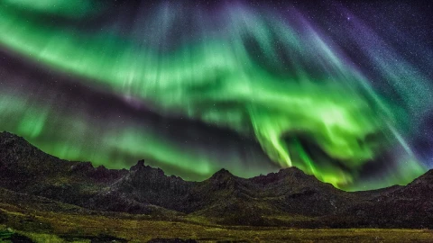 aurora boreal tormenta solar Tierra.jpg