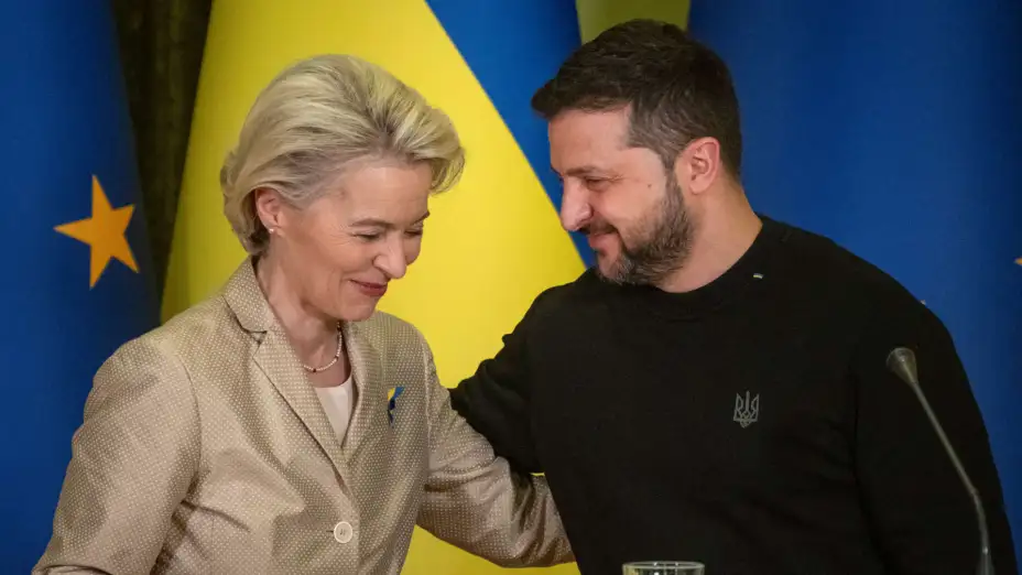 Ursula von der Leyen, presidenta de de la CE y el presidente ucraniano, Volodymyr Zelenskyy