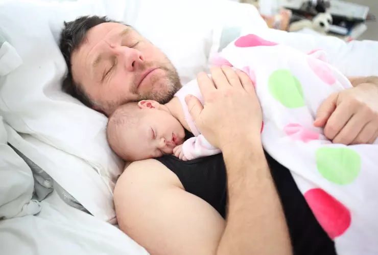 Lenguaje inclusivo: Cambian el término “leche materna” por “leche humana” en hospital de Londres