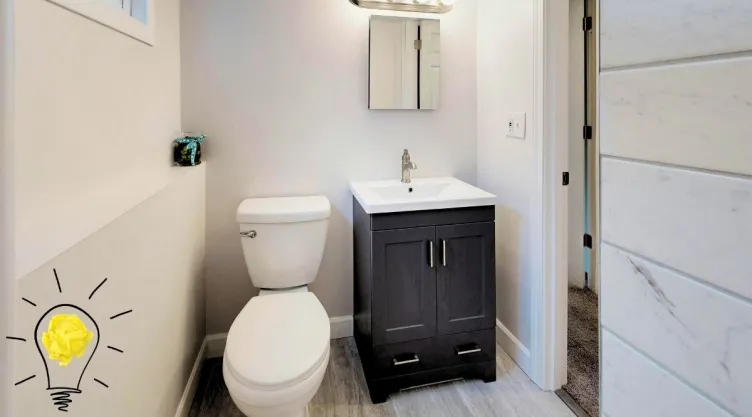 5 ideas fáciles para aprovechar la esquina de tu baño y ganar espacio.jpg