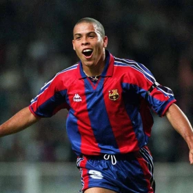 Ronaldo Nazario en el Barcelona