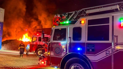 Incendio en Santa María Magdalena por pirotecnia, Querétaro