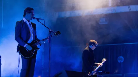 interpol-zocalo-como-ver-concierto-en-vivo-gratis-online-abril.jpg