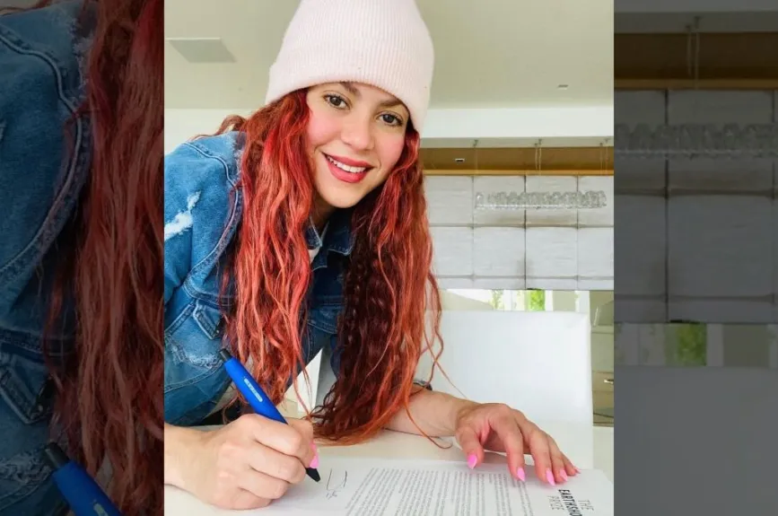 Shakira gorro.jpg