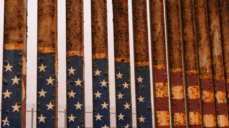 Este es el tiempo de cruce hacia Estados Unidos desde Mexicali hoy lunes 15 de diciembre