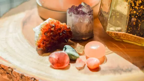 ¡Atrae la abundancia! Este es el RITUAL de solsticio de verano para aprovechar la ‘Luna Llena’ en Capricornio