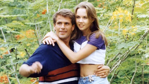 Michelle Vieth-Héctor Soberón