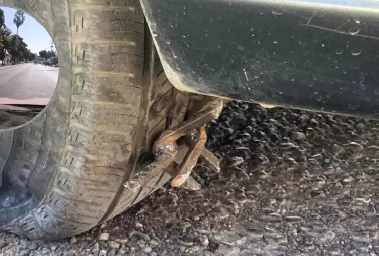 Ponchallantas Heroico Colegio Militar