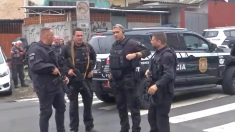 adolescente profesoras estudiantes Brasil