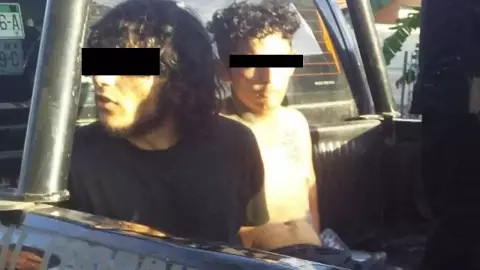 Detienen a dos presuntos ladrones en Kanasín (FOTOS)