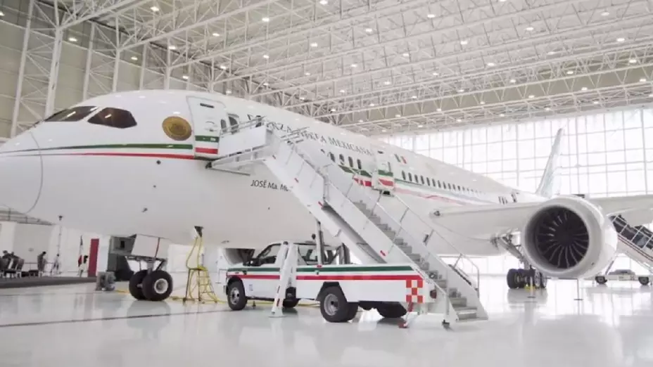 AMLO confirma venta del Avión Presidencial
