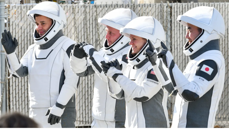 Astronautas de la Crew-11 regresan a la Tierra