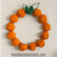 Ideas para reutilizar el cartón de huevos para hacer calabazas de cartón para Halloween