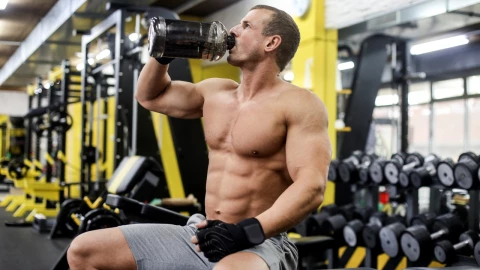 La cantidad exacta de proteína que de bebes consumir para generar masa muscular