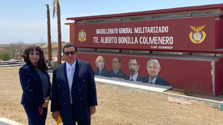 amlo_mural_miguel_hidalgo_benito_juarez