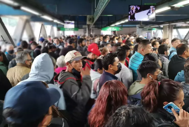 Las líneas 3, 8 y 9 del Metro CDMX hoy cuentan con retrasos de hasta 15 minutos.