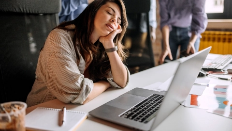 Riesgos para la salud mental por el exceso de trabajo
