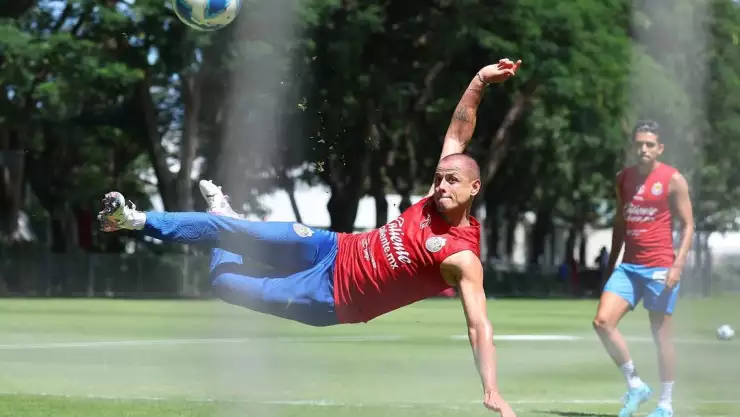 Javier Hernandez volvera a recuperar su nivel.jpg