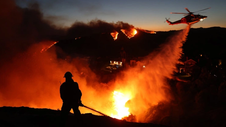 Incendios forestales California CAgovernor.jpg