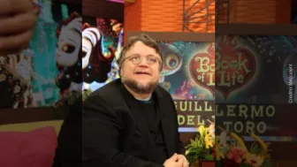 Guillermo del Toro selfie.jpg