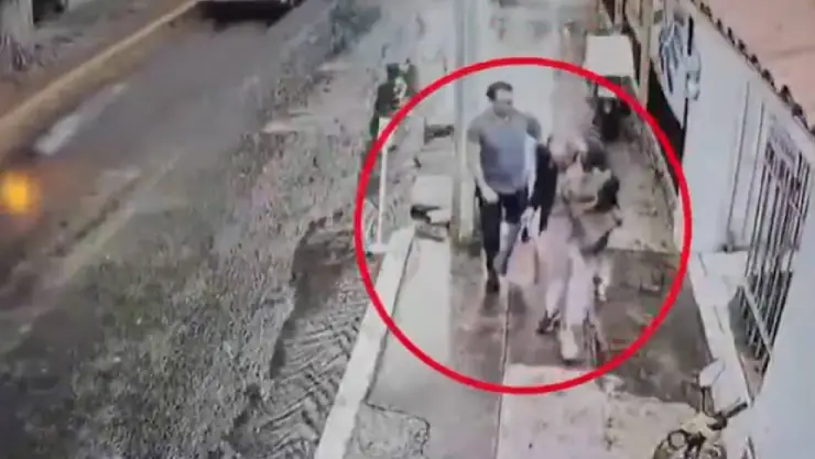Hombre agrede a abuelito en Morelia, Michoacán