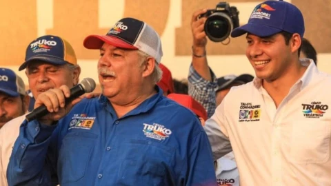 Candidato a la gubernatura de Tamaulipas ofrece liposucciones gratuitas