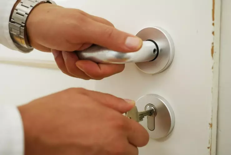 mujer llevaba 10 años muerta en su casa kioto japón