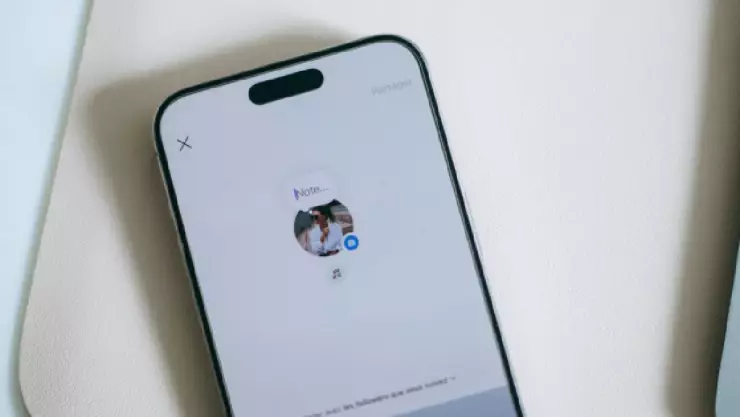 Paso a paso para publicar notas doradas en los estados; así puedes activar Instagram Gold