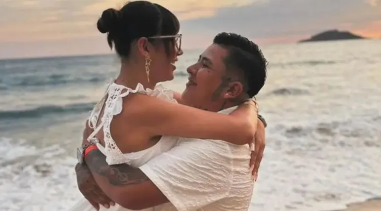 Alex Marín sufre traición: una de sus exnovias anuncia embarazo de gemelas