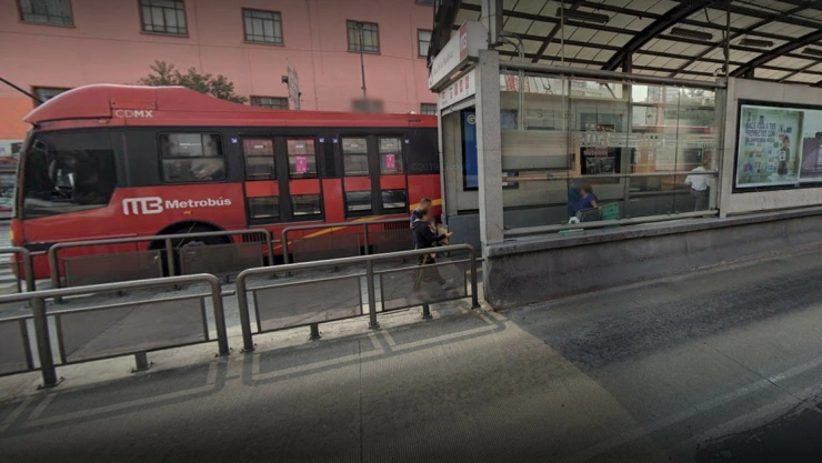Metrobús CDMX cerrará la estación Plaza de la República por mantenimiento