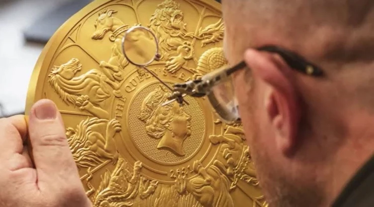 Moneda más grande