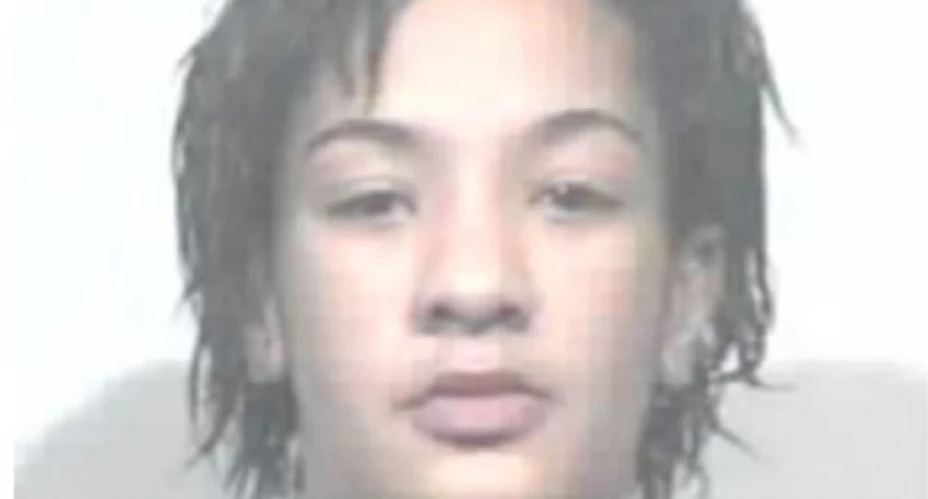 La policía de Seatlle, Estados Unidos, emitió una orden de aprehensión en contra de una mujer por presuntamente violar a un hombre.