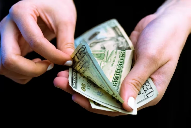 ¿Cuál es el precio del dólar hoy 1 de febrero de 2023 en Cancún?