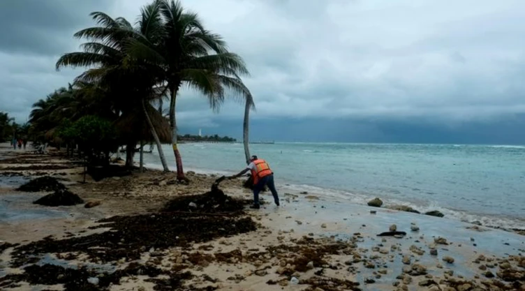 tormenta tropical