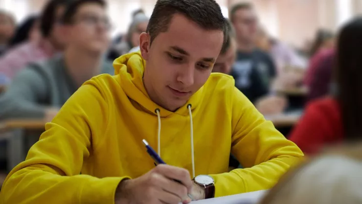 Gobierno de México anuncia registro 2025 para Beca Benito Juárez